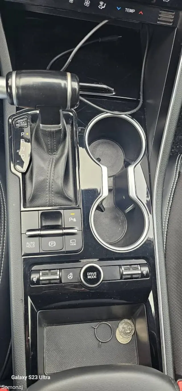Kia K5 2023 · 2.0 AT