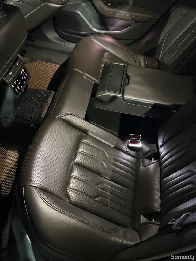 Audi A7 2021 · 3.0 AT