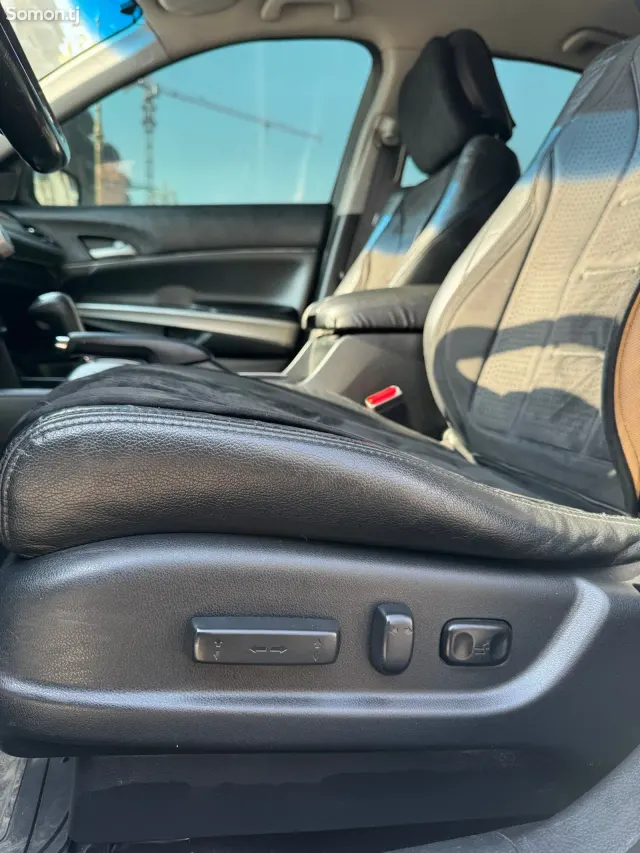 Honda Accord 2008 · 2.4 AT