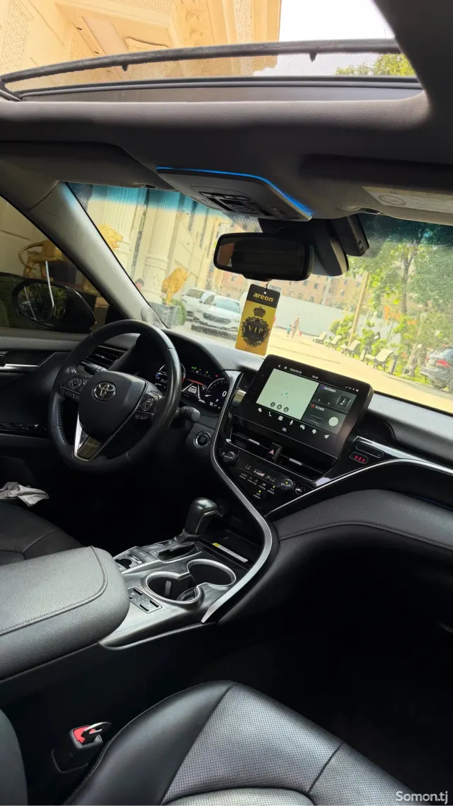 Toyota Camry 2024 · 2.5 AT