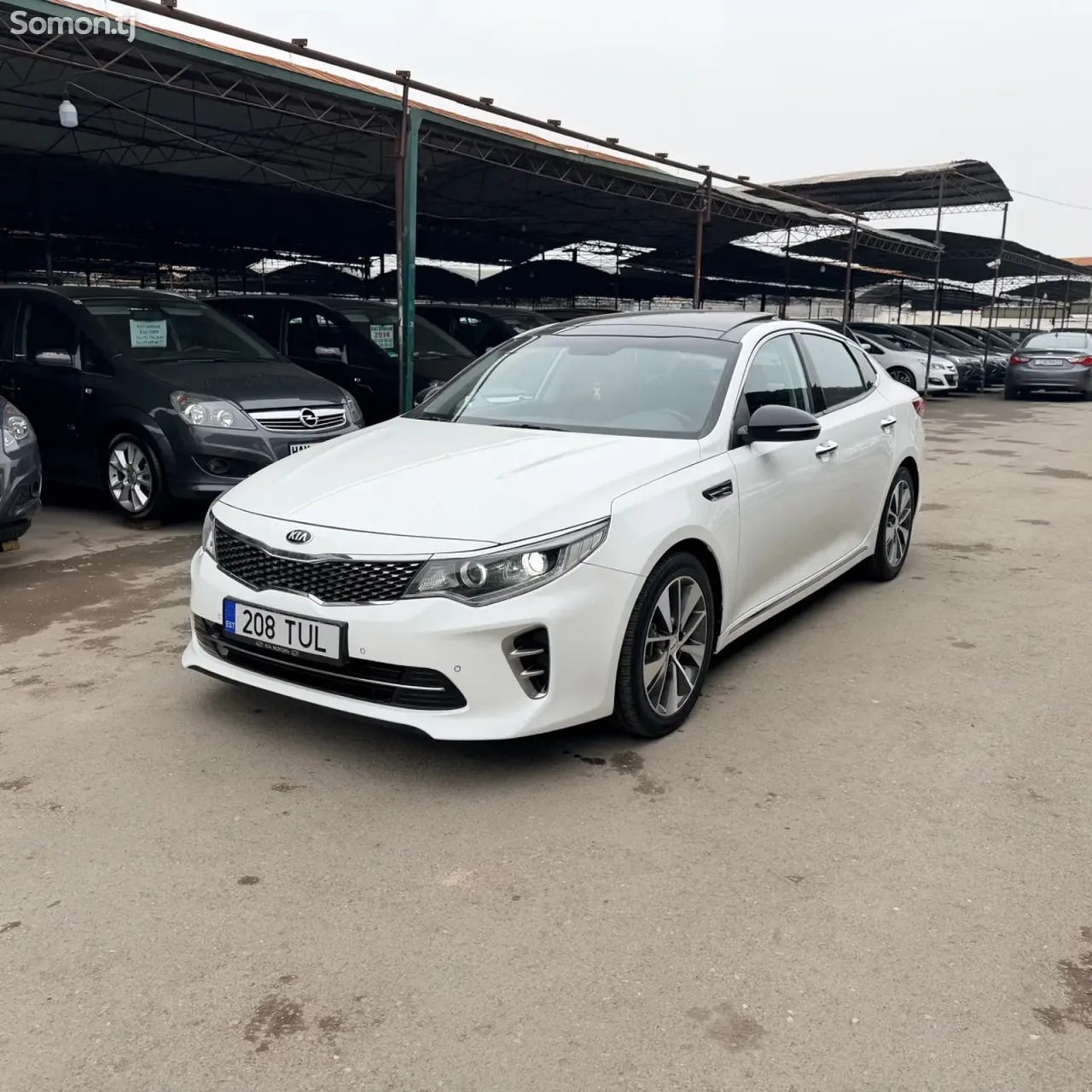 Kia K5 2016 · 1.7 AT