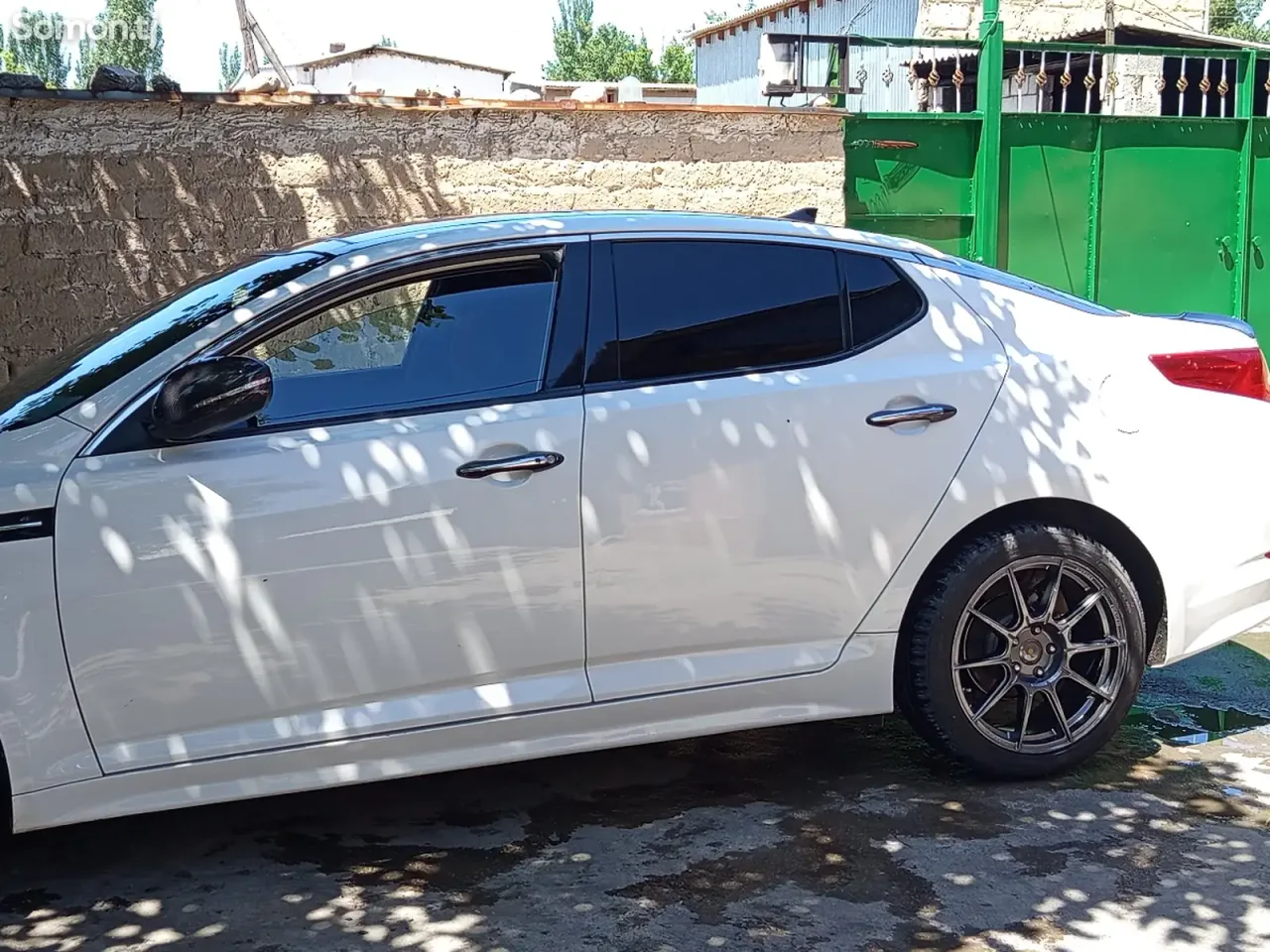 Kia K5 2011 · 2.0 AT