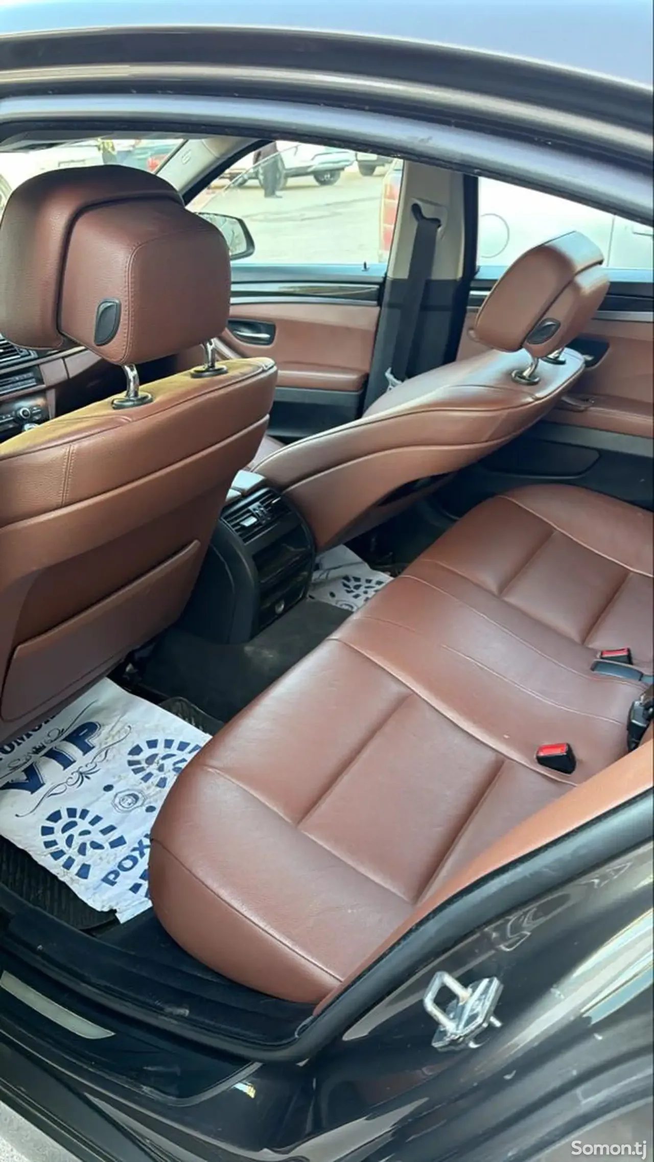 BMW 5 series 2011 · 3.0 AT