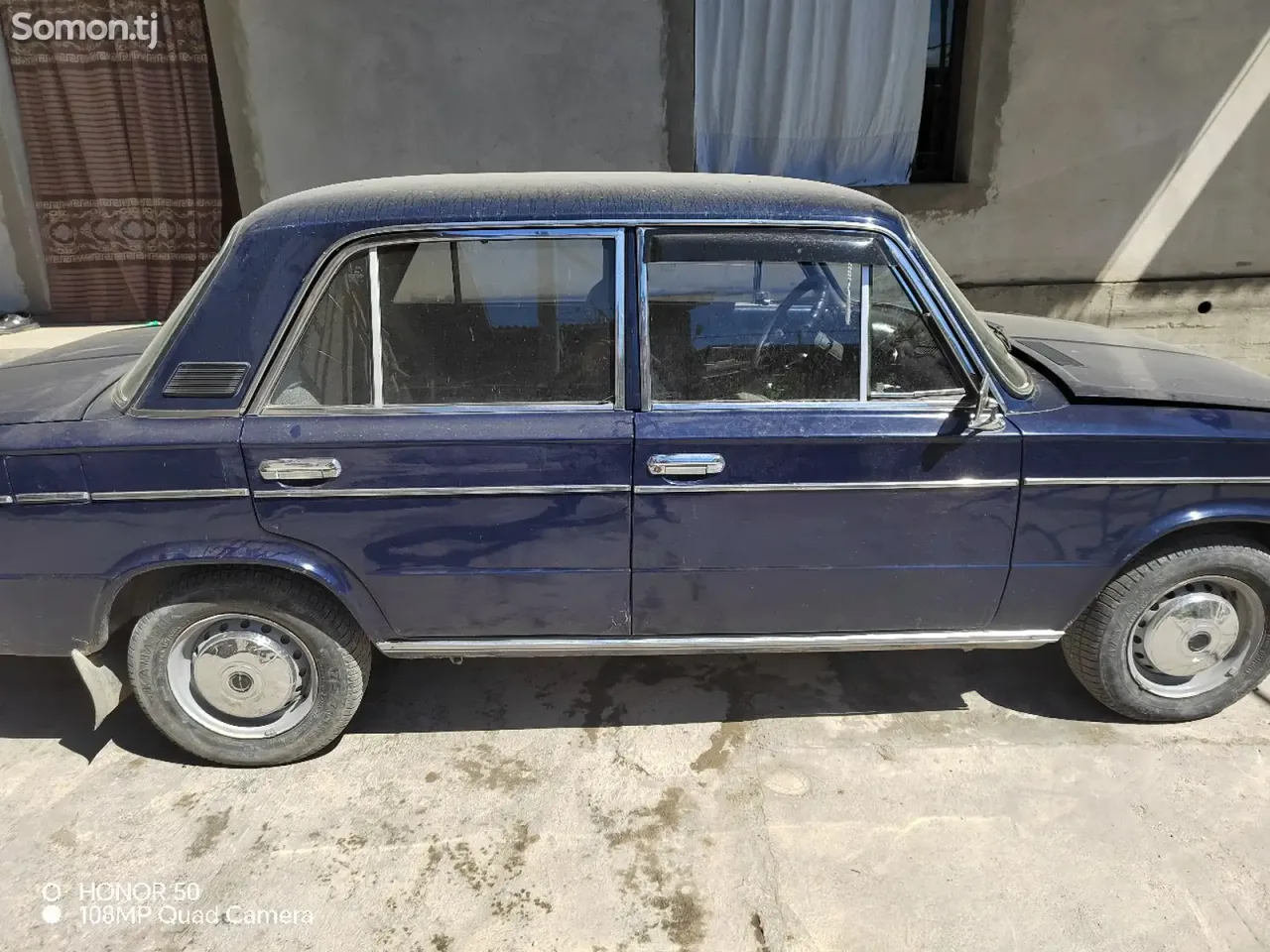 Lada (ВАЗ) 2106 1980 · 0.4 MT