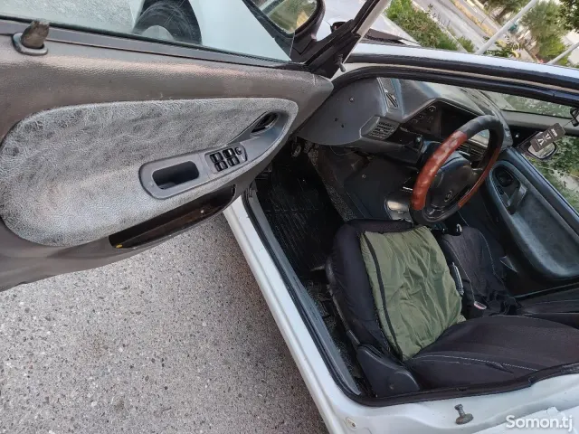 Daewoo Nexia 1996 · 1.5 MT