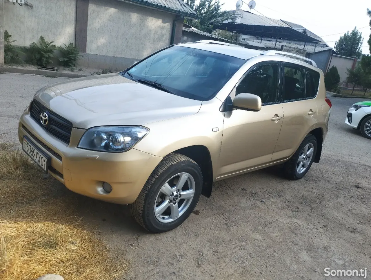 Toyota RAV 4 2007 · 2.4 AT