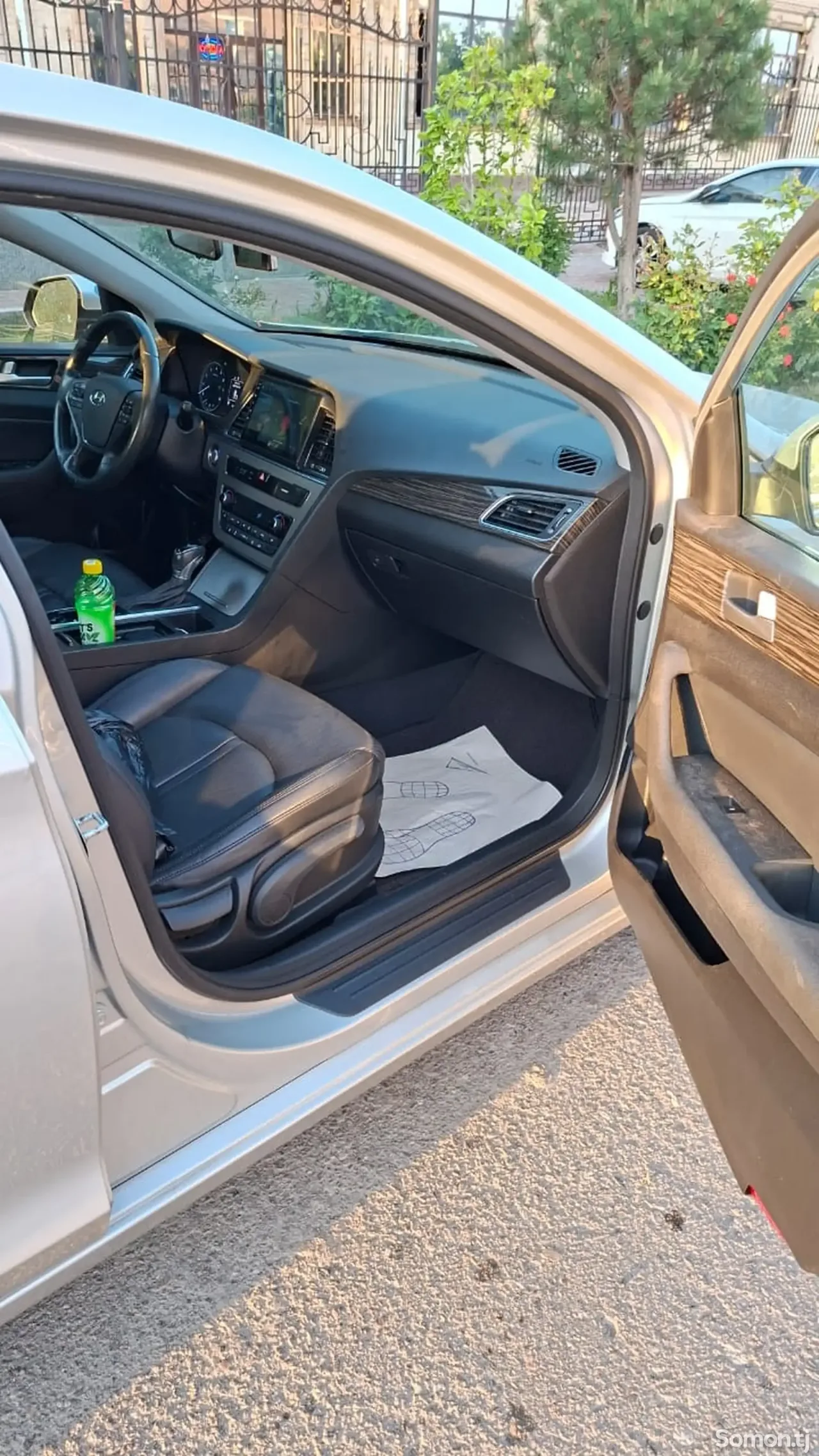 Hyundai Sonata 2015 · 2.0 AT