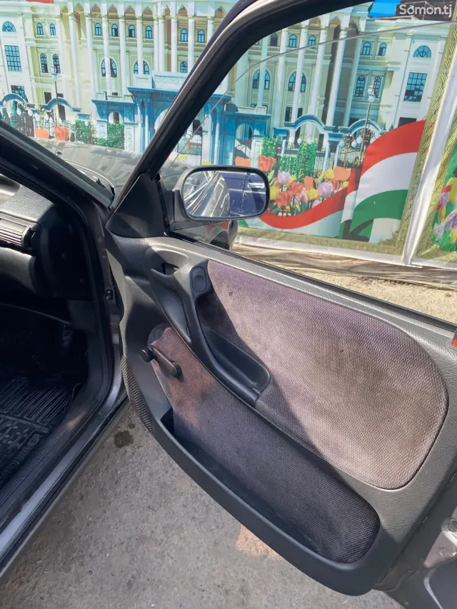 Opel Astra F 1993 · 1.8 AT
