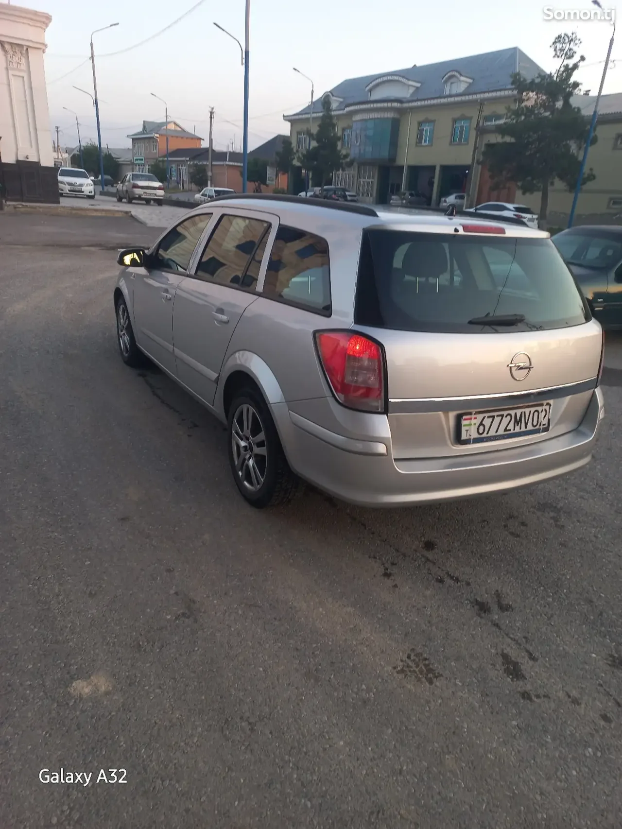 Opel Astra H 2006 · 1.9 MT