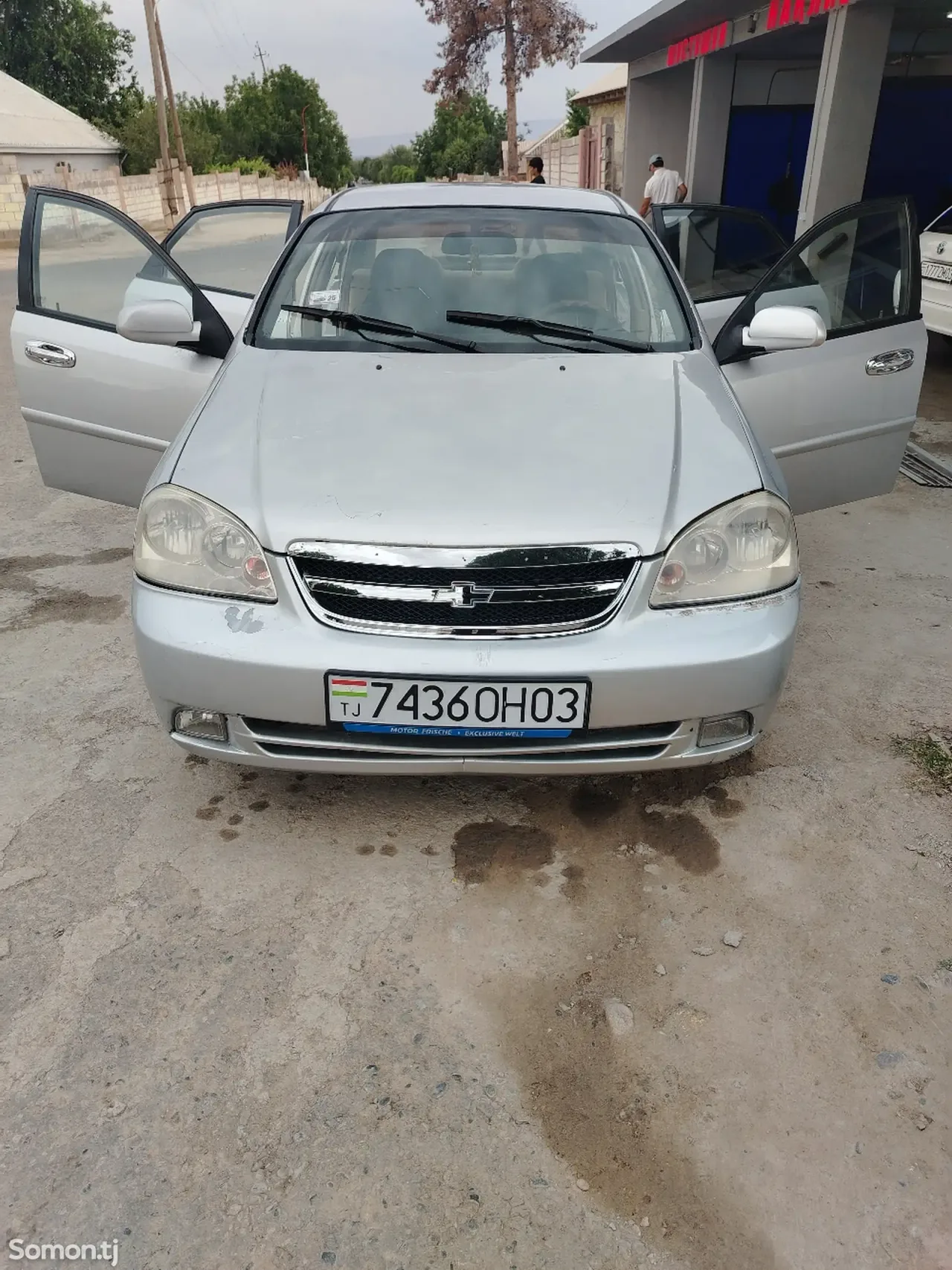 Chevrolet Lacetti 2006 · 1.6 MT