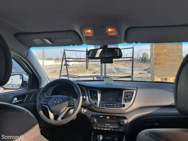 Hyundai Tucson 2017 · 2.0 AT