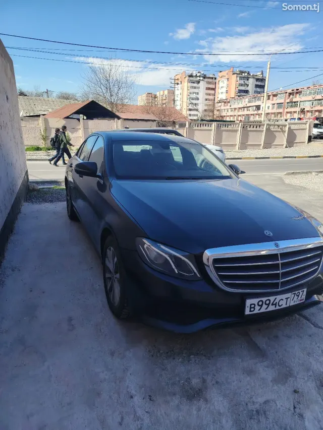 Mercedes-Benz E class 2019 · 2.0 AT