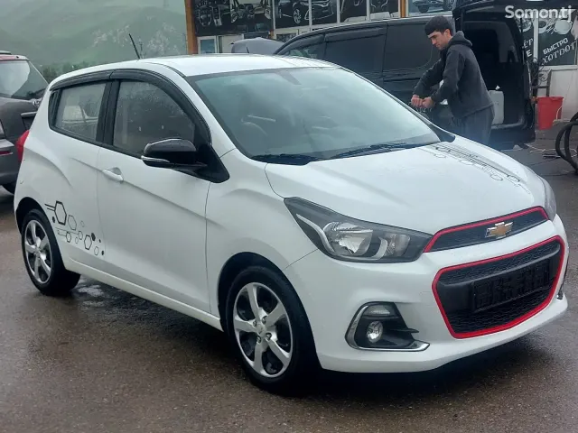 Chevrolet Spark 2016 · 1.3 AT