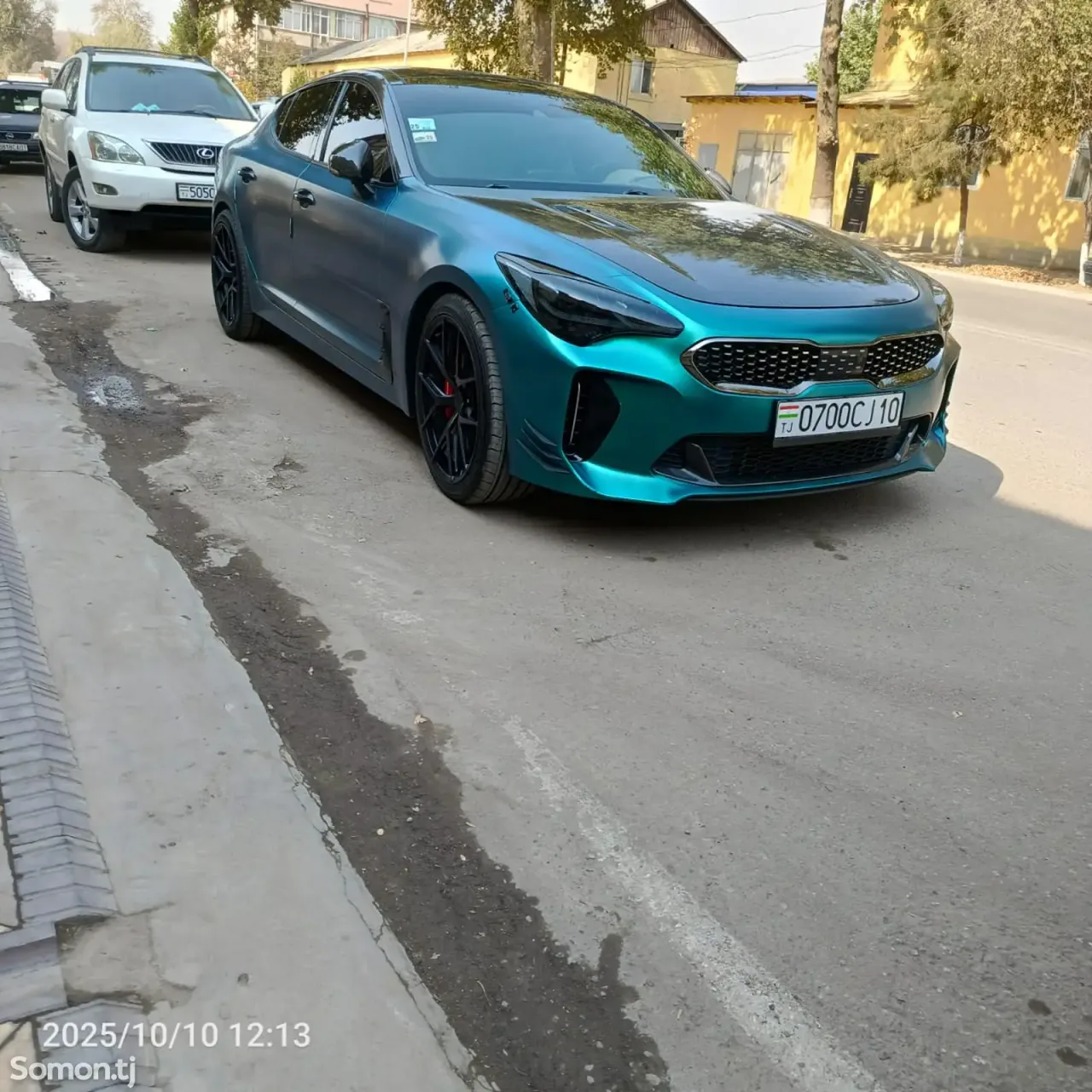 Kia Stinger 2018 · 3.3 AT