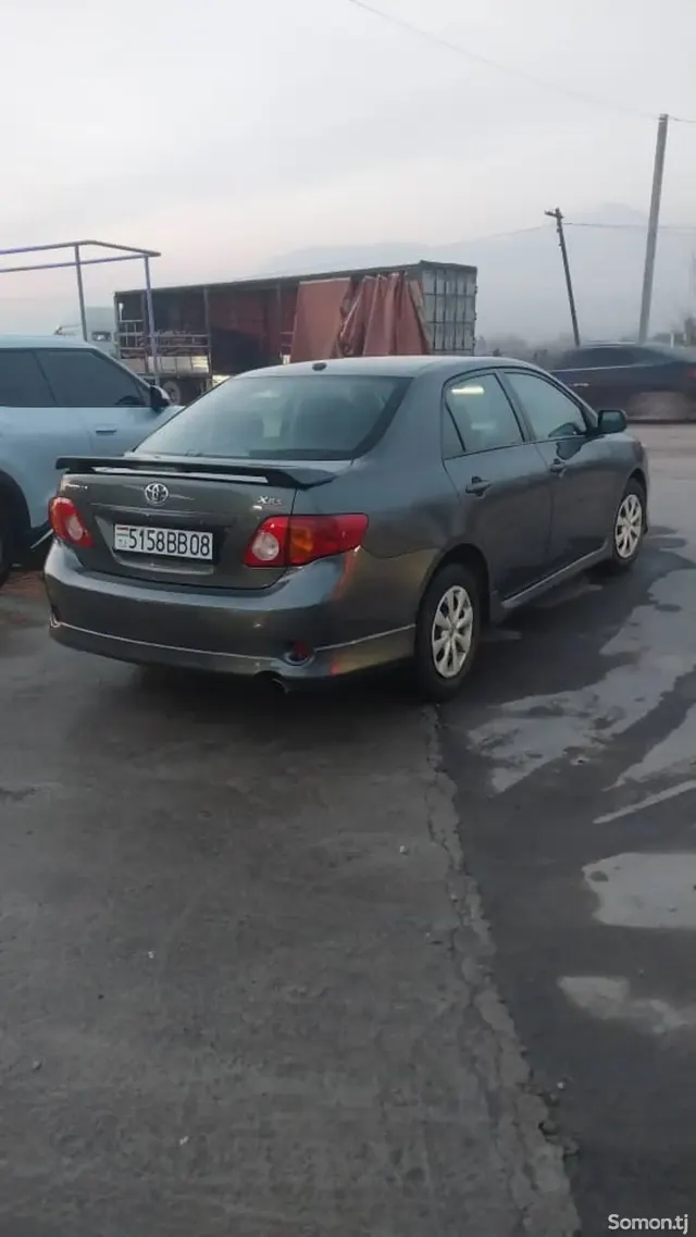 Toyota Corolla 2010 · 2.4 AT