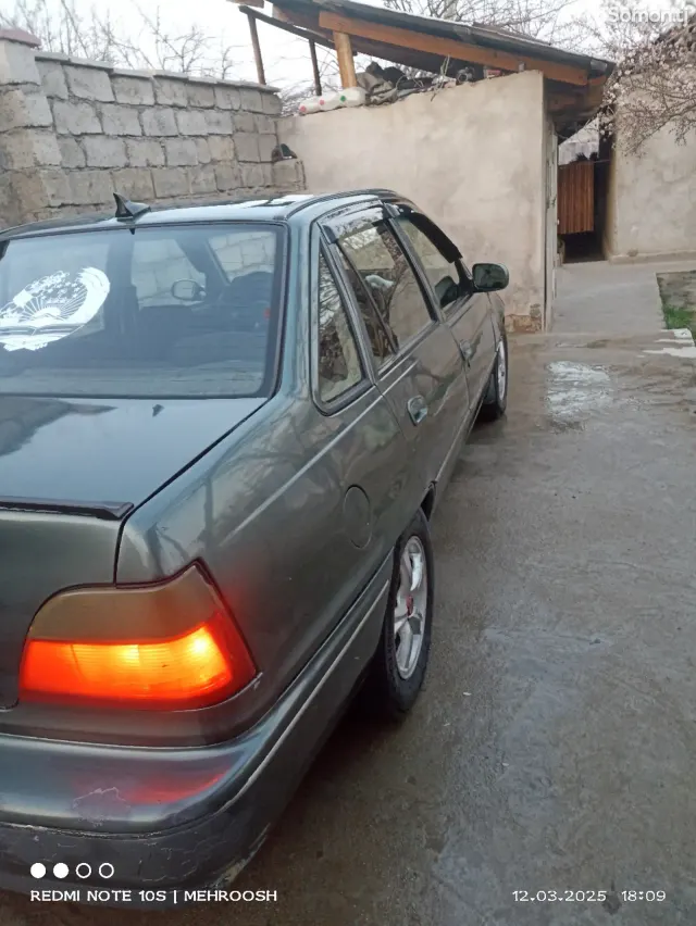 Daewoo Nexia 1995 · 1.6 MT