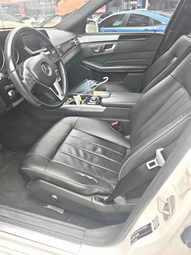 Mercedes-Benz E class 2015 · 2.0 AT