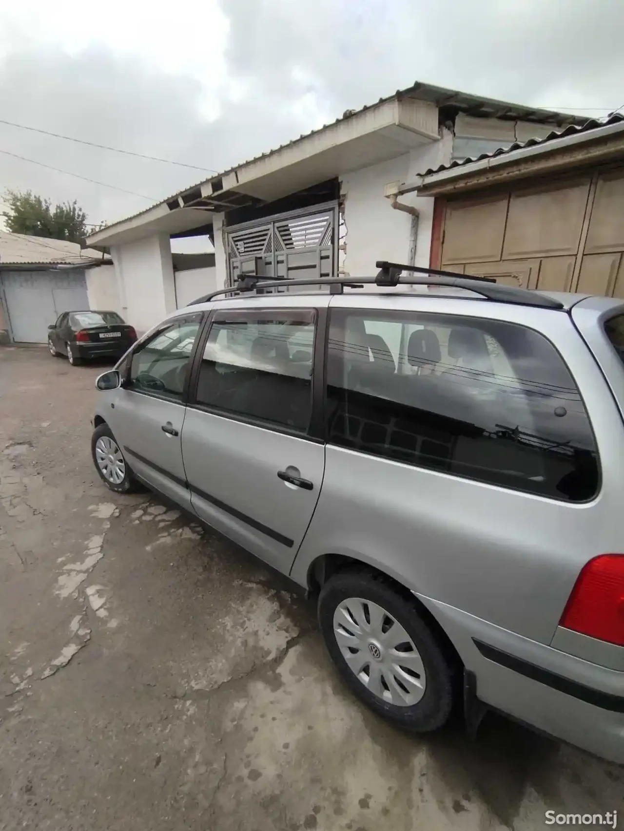 Volkswagen Sharan 2006 · 1.8 MT