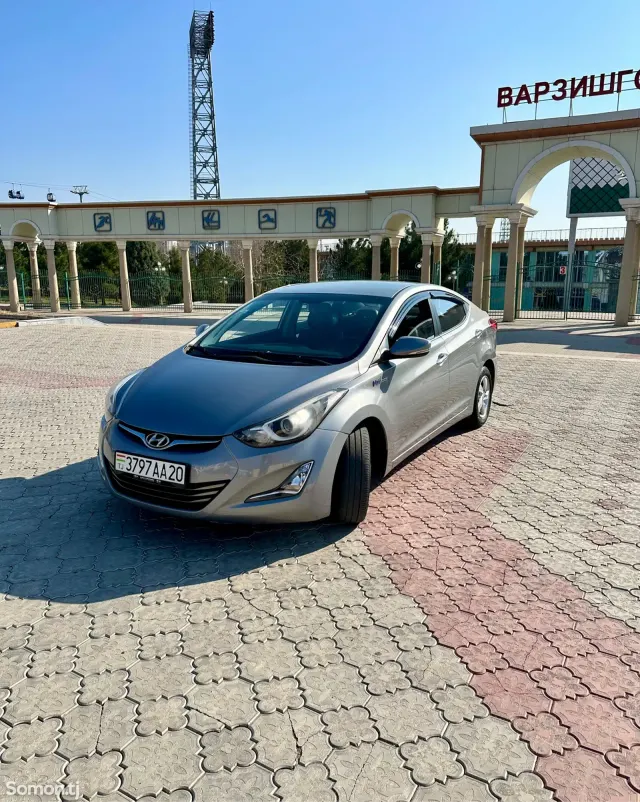 Hyundai Avante 2014 · 1.6 AT