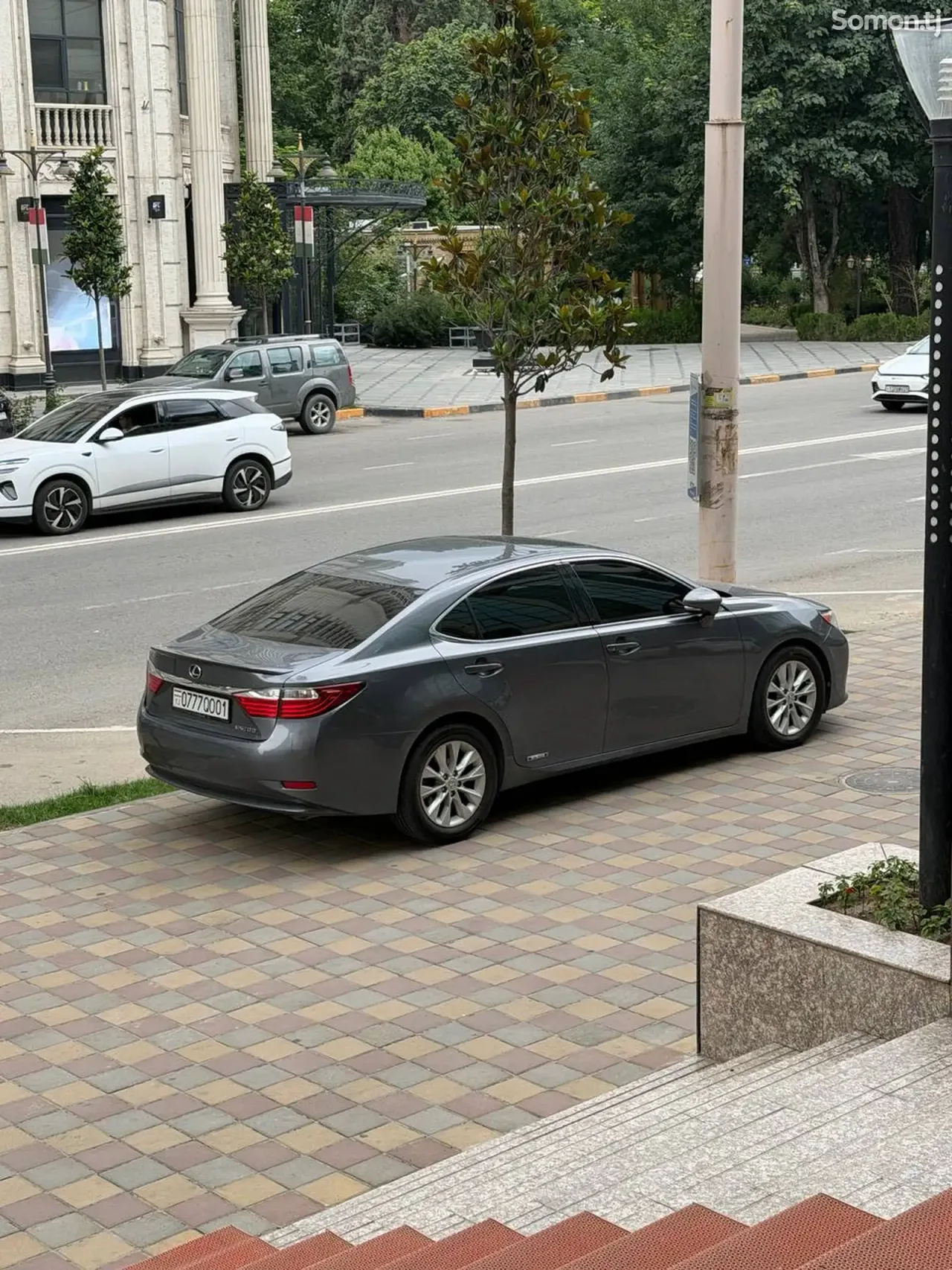 Lexus ES series 2014 · 3.0 AT