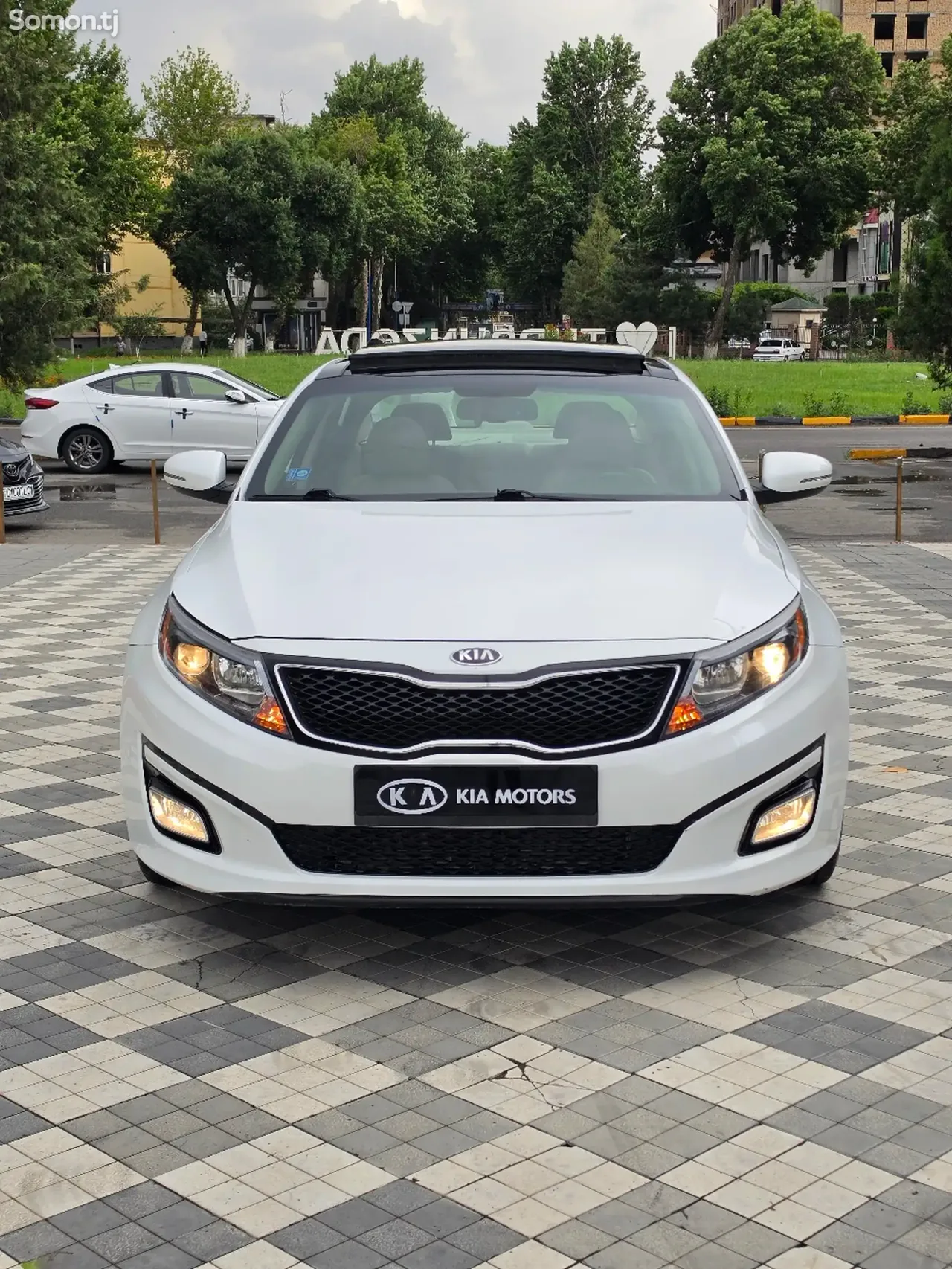 Kia Optima 2015 · 2.4 AT