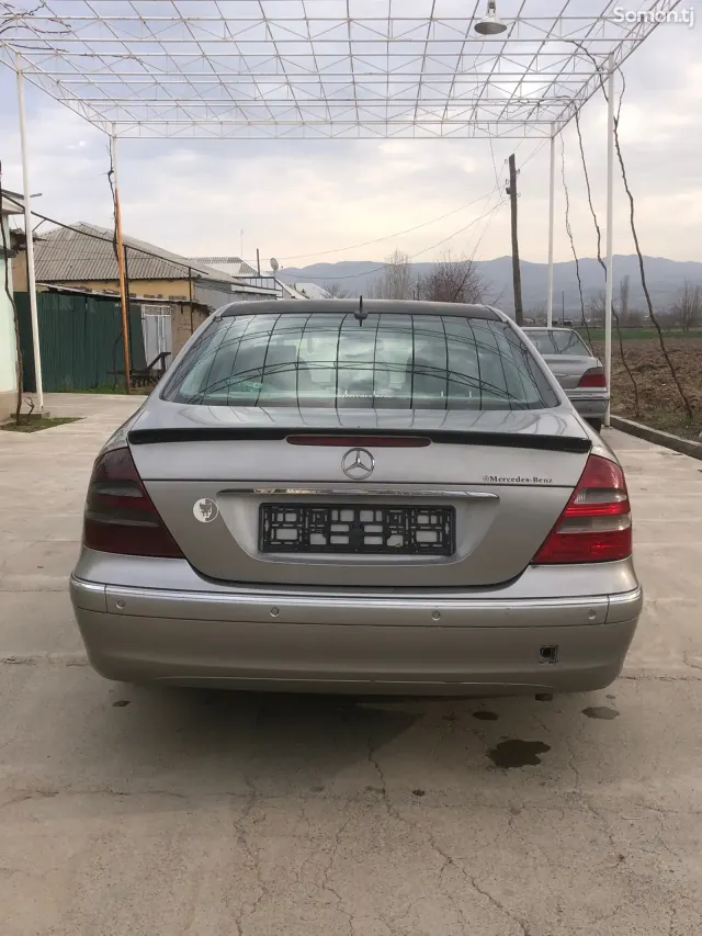 Mercedes-Benz E class 2003 · 2.0 AT