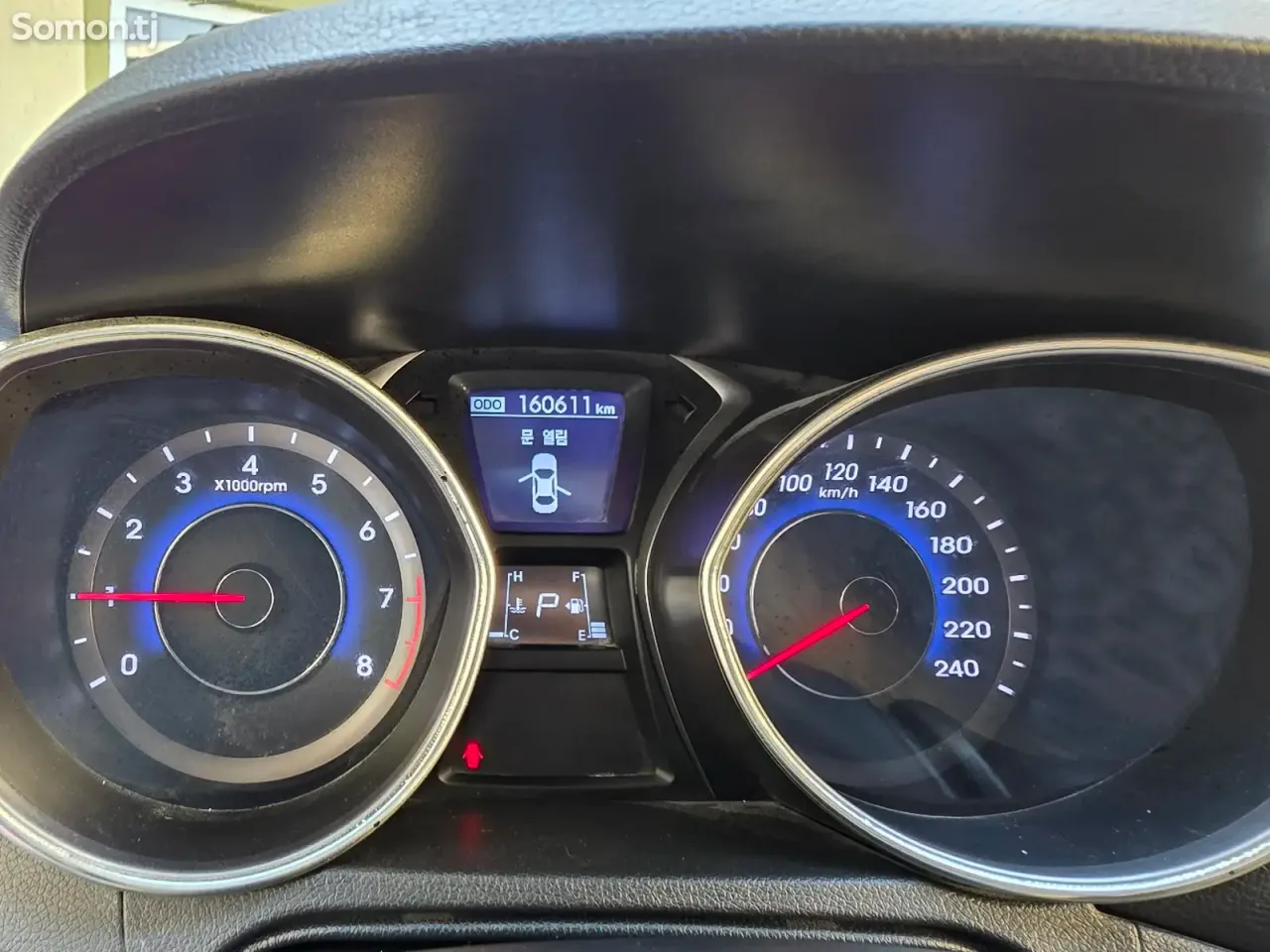 Hyundai Avante 2013 · 1.6 AT