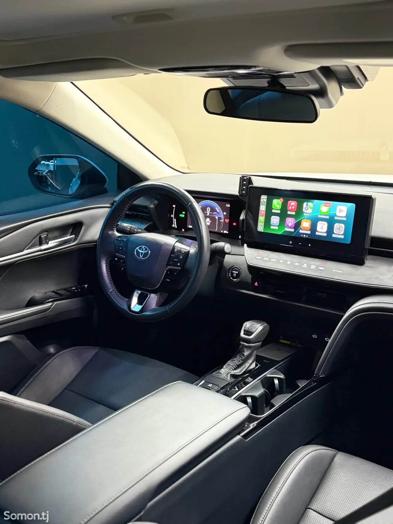 Toyota Camry 2024 · 2.0 AT