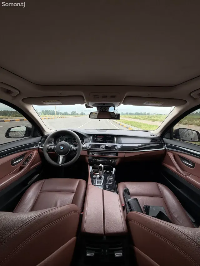 BMW 5 series 2016 · 2.0 AT