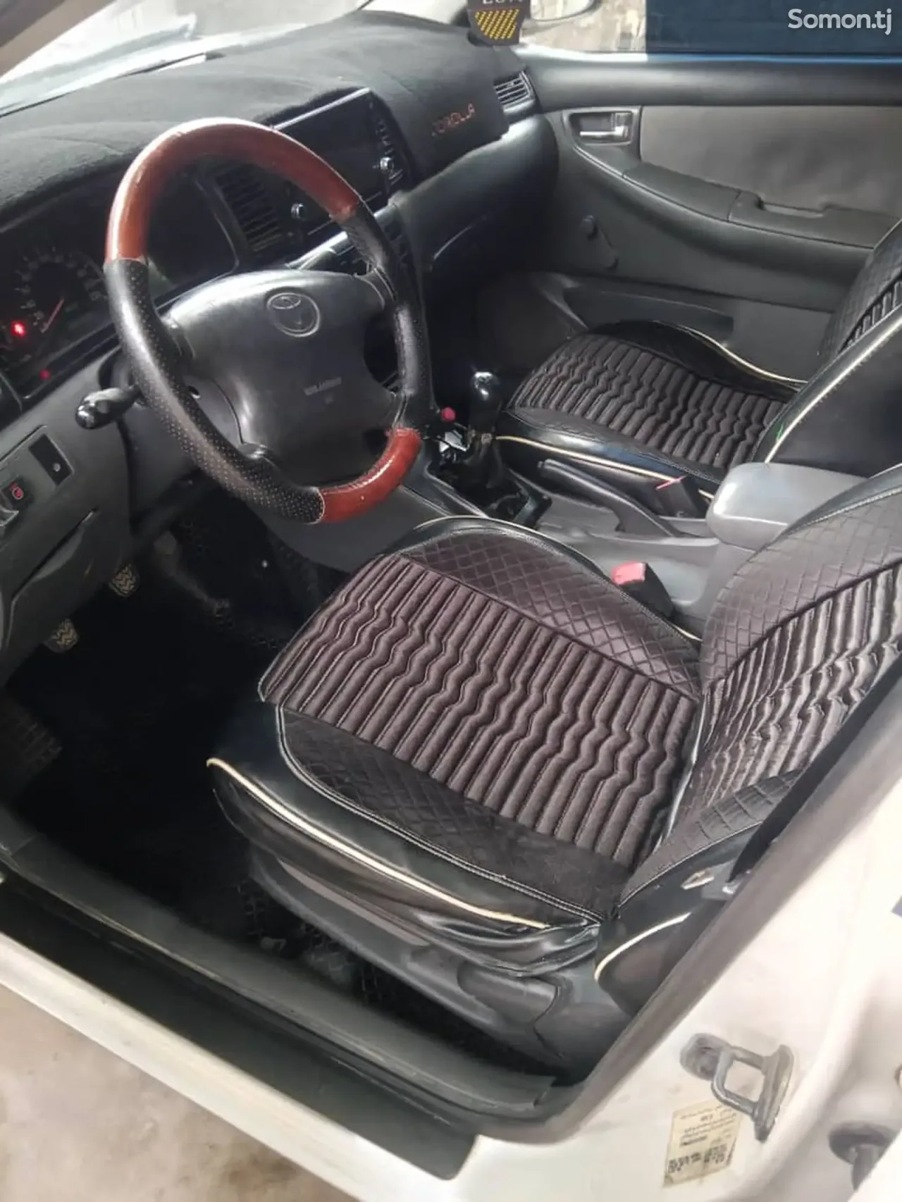 Toyota Corolla 2007 · 1.5 MT