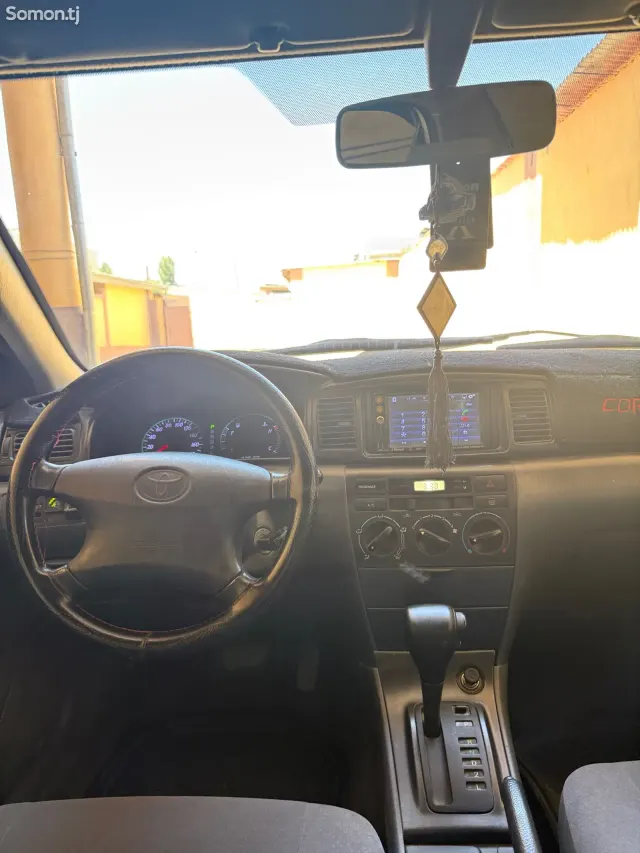 Toyota Corolla 2005 · 1.5 AT