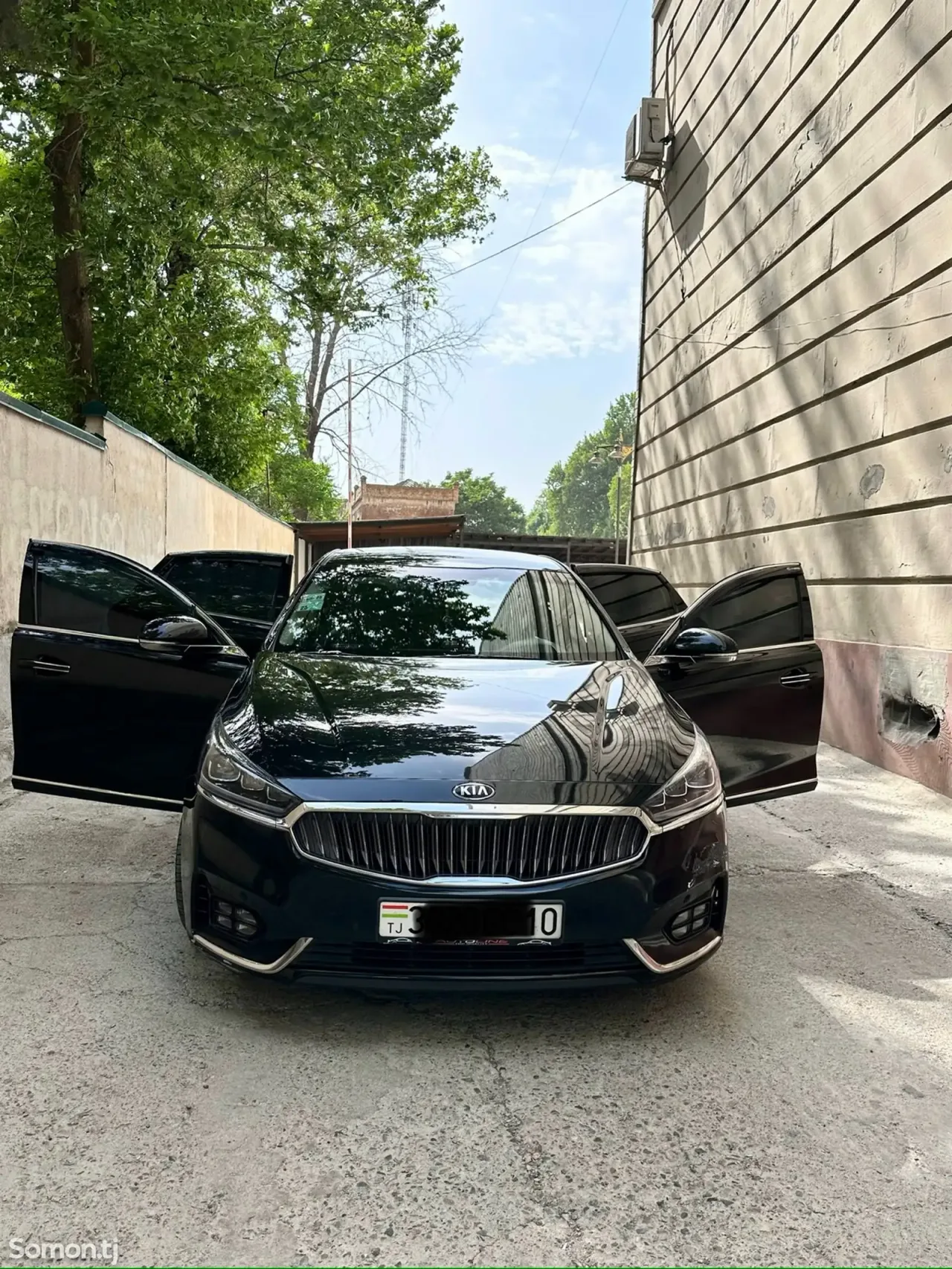 Kia K7 2019 · 2.4 AT