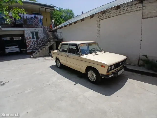 Lada (ВАЗ) 2106 1988 · 1.6 MT