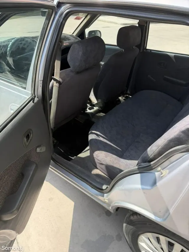 Daewoo Nexia 1997 · 1.6 MT
