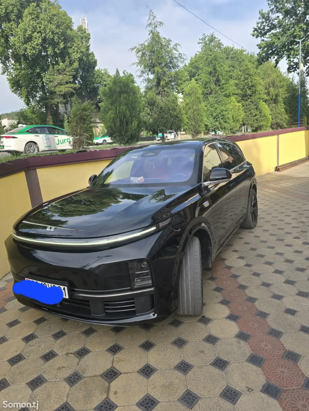 Li Auto (Lixiang) L7 2024 · AT