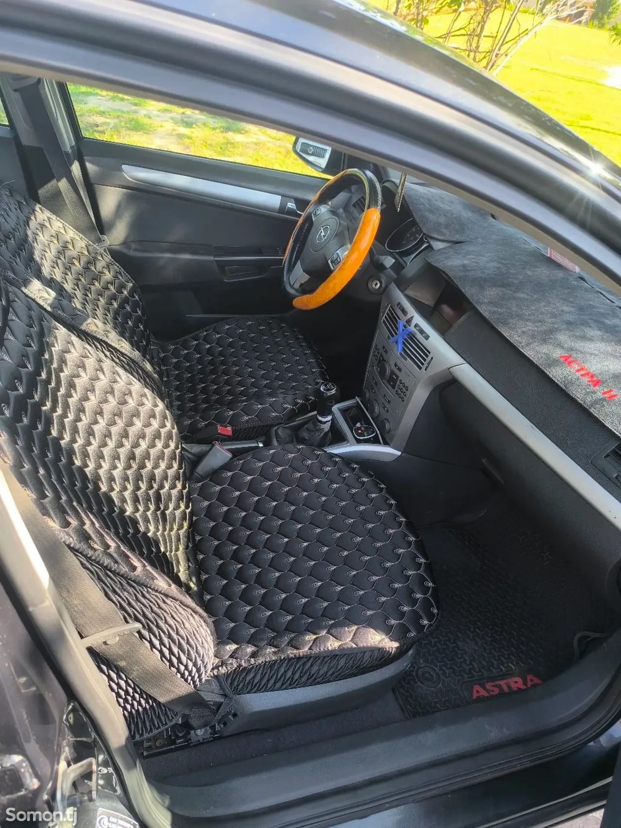 Opel Astra H 2013 · 1.8 MT