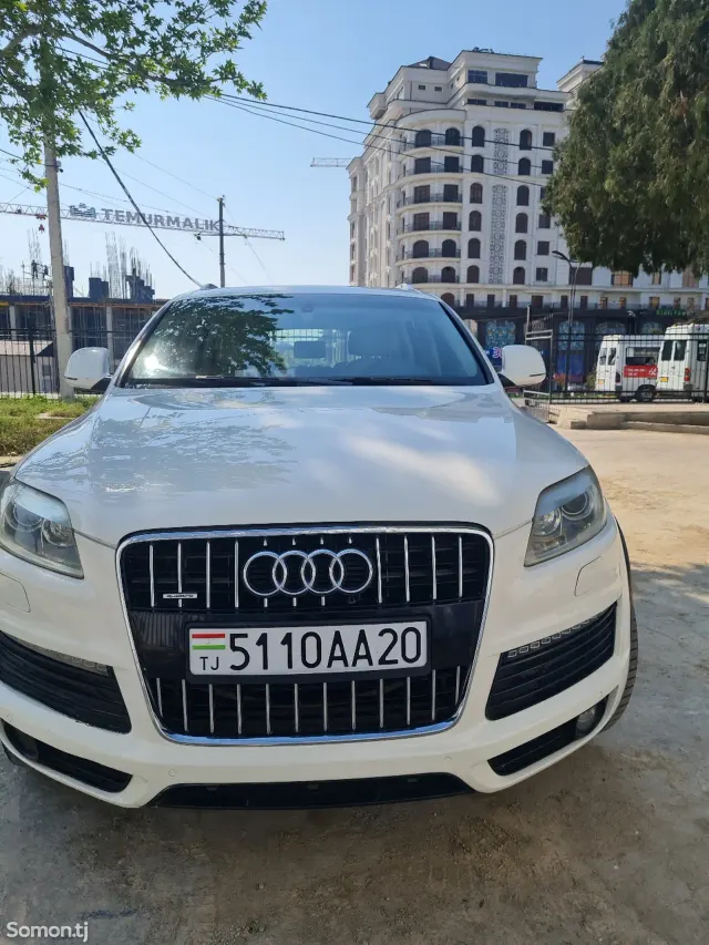 Audi Q7 2009 · 3.0 AT