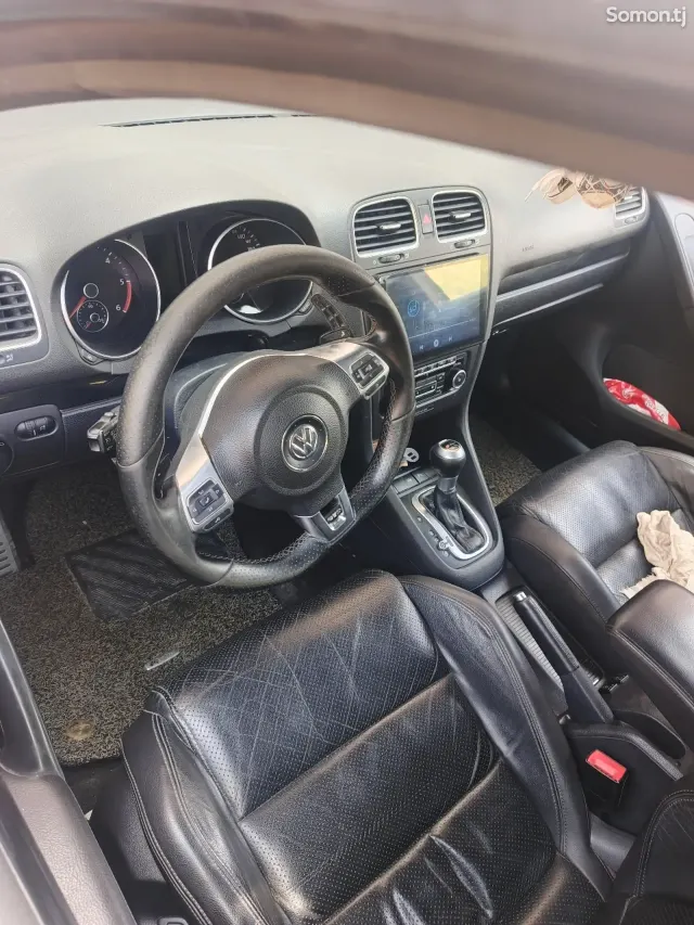 Volkswagen Golf 2012 · 2.0 AT