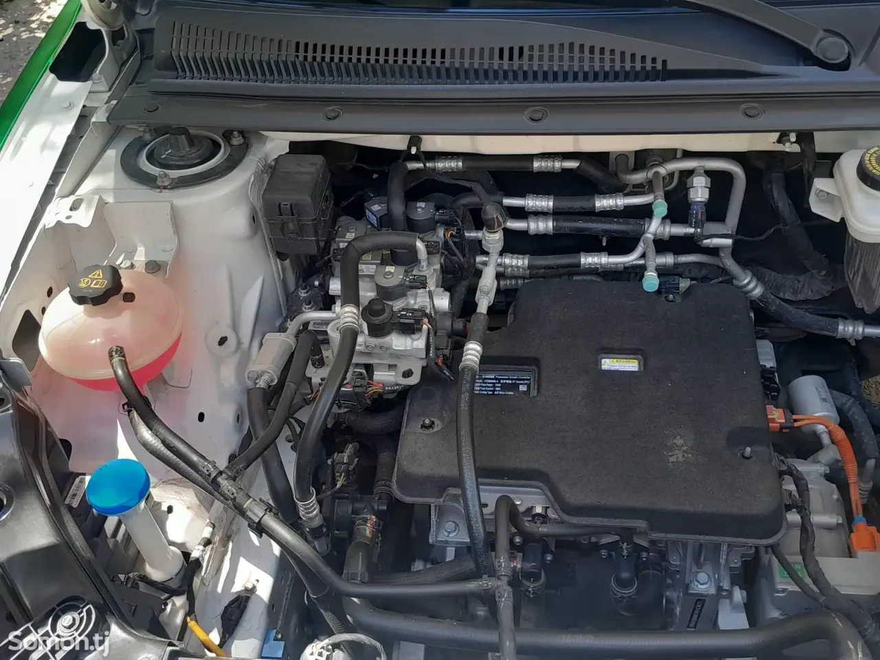 BYD E2 2025 · 5.0 AT