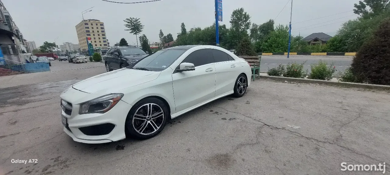 Mercedes-Benz CLA-Class 2015 · 2.0 AT