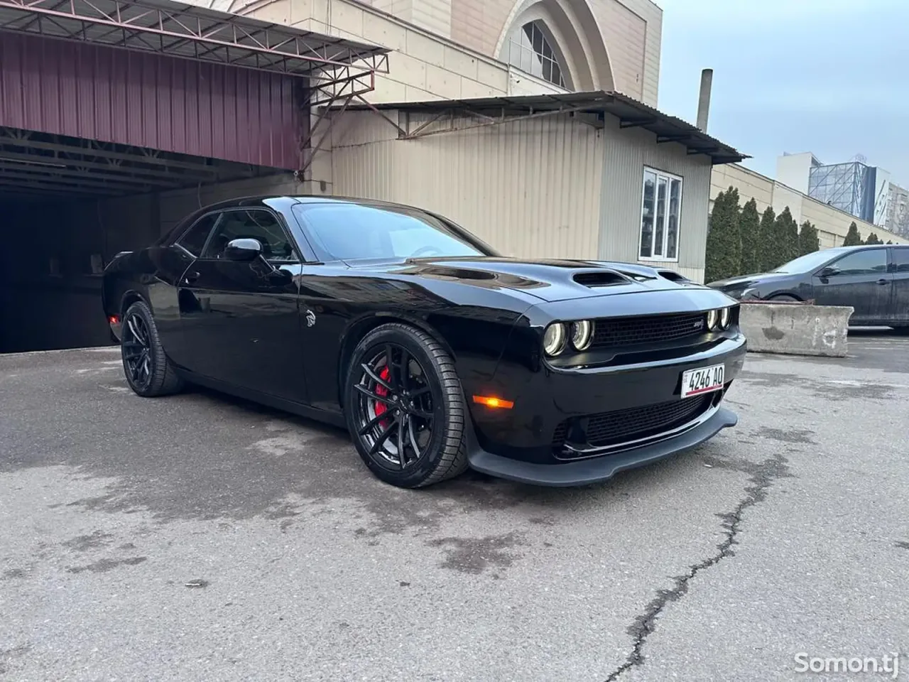 Dodge Challenger 2022 · 6.2 AT