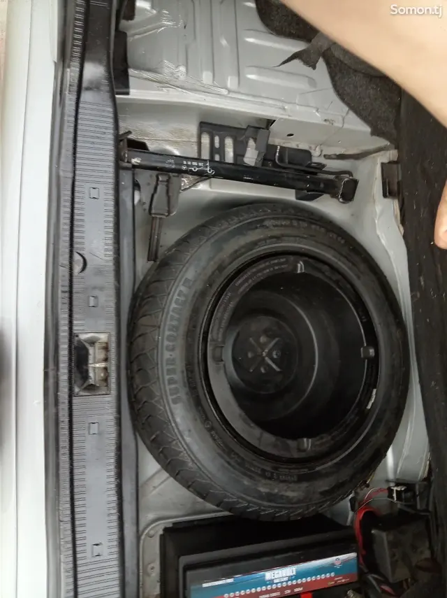 Mercedes-Benz C class 2000 · 2.4 AT