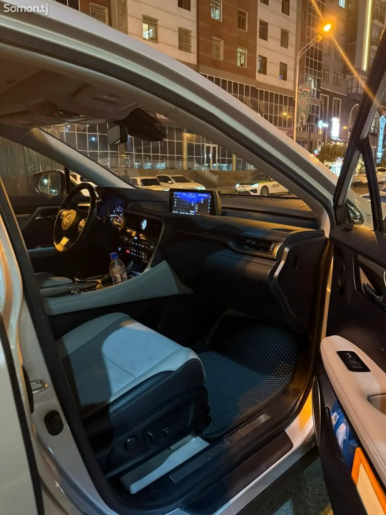 Lexus RX series 2019 · 3.5 AT