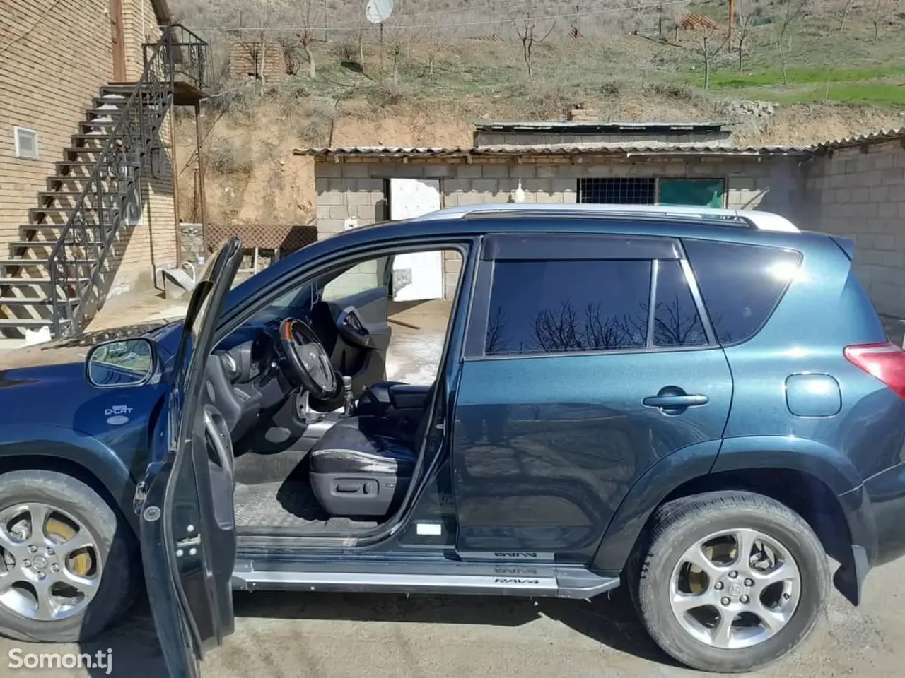 Toyota RAV 4 2008 · 2.2 MT