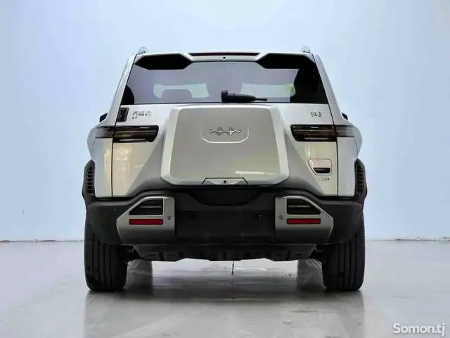 BYD Leopard 3 2025 · AT