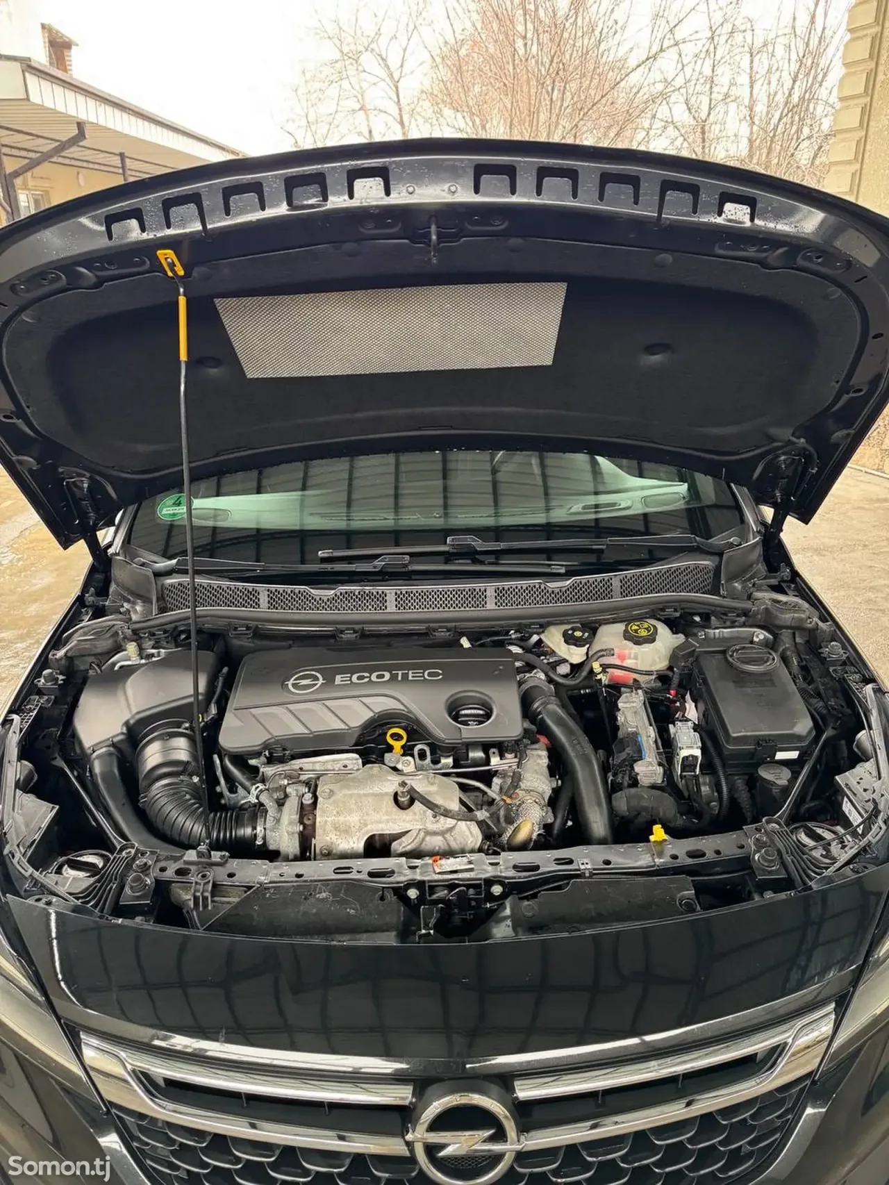 Opel Astra J 2016 · 1.6 AT