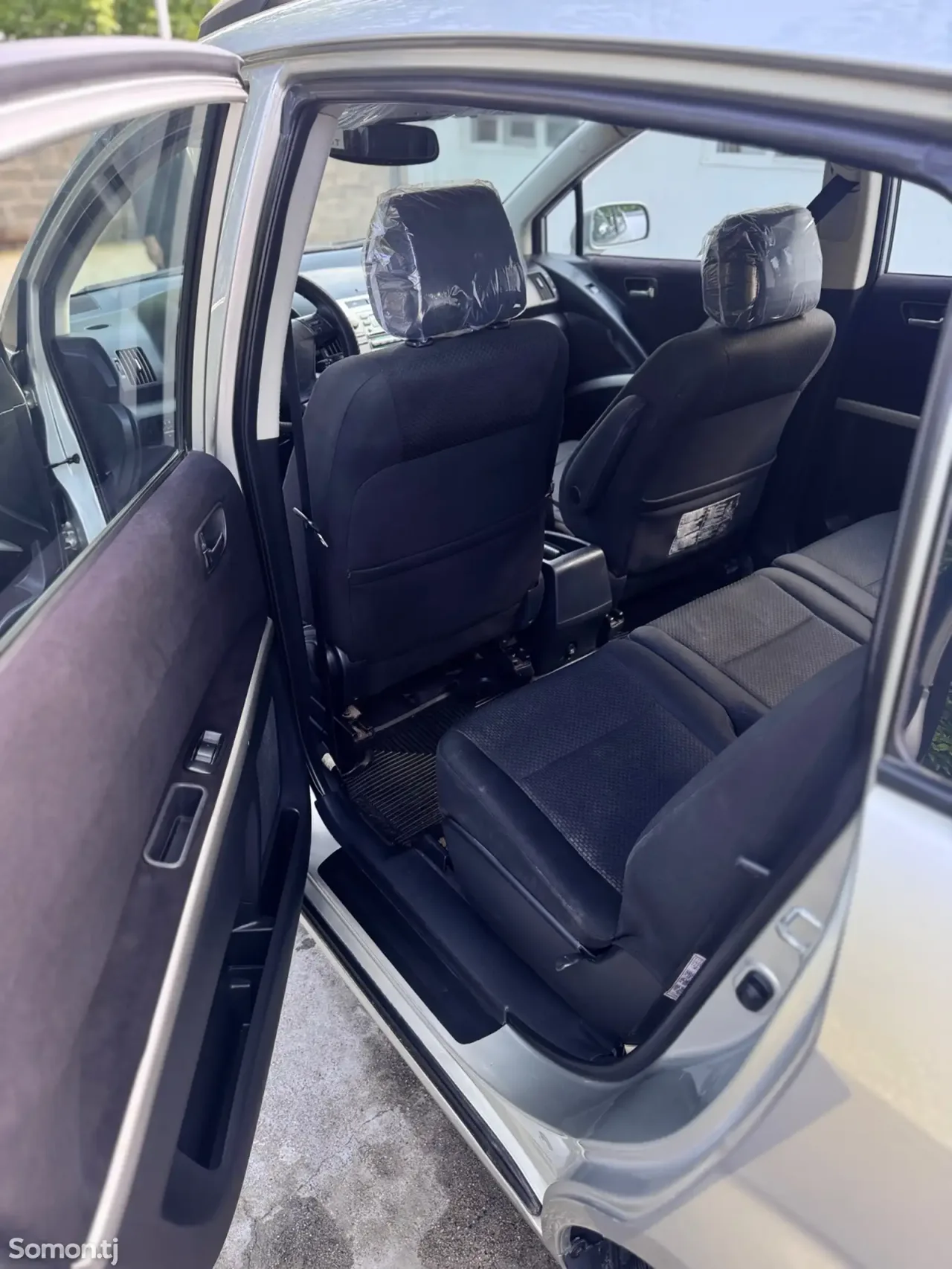 Toyota Corolla Verso 2006 · 1.8 MT