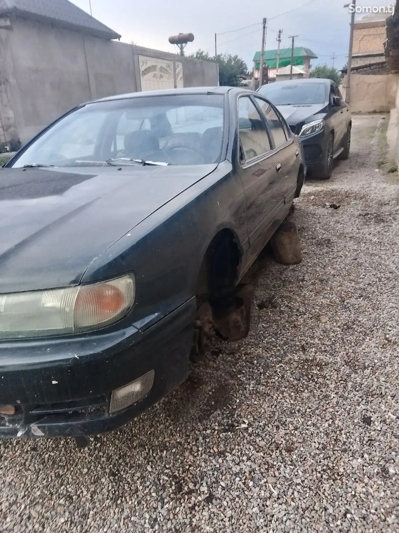 Nissan Maxima 1995 · 2.0 AT