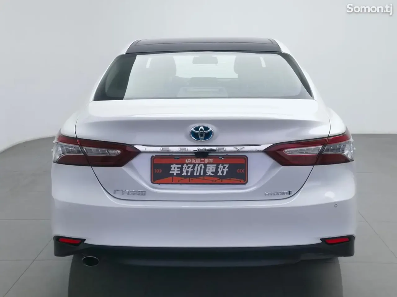 Toyota Camry 2019 · 2.5 AT