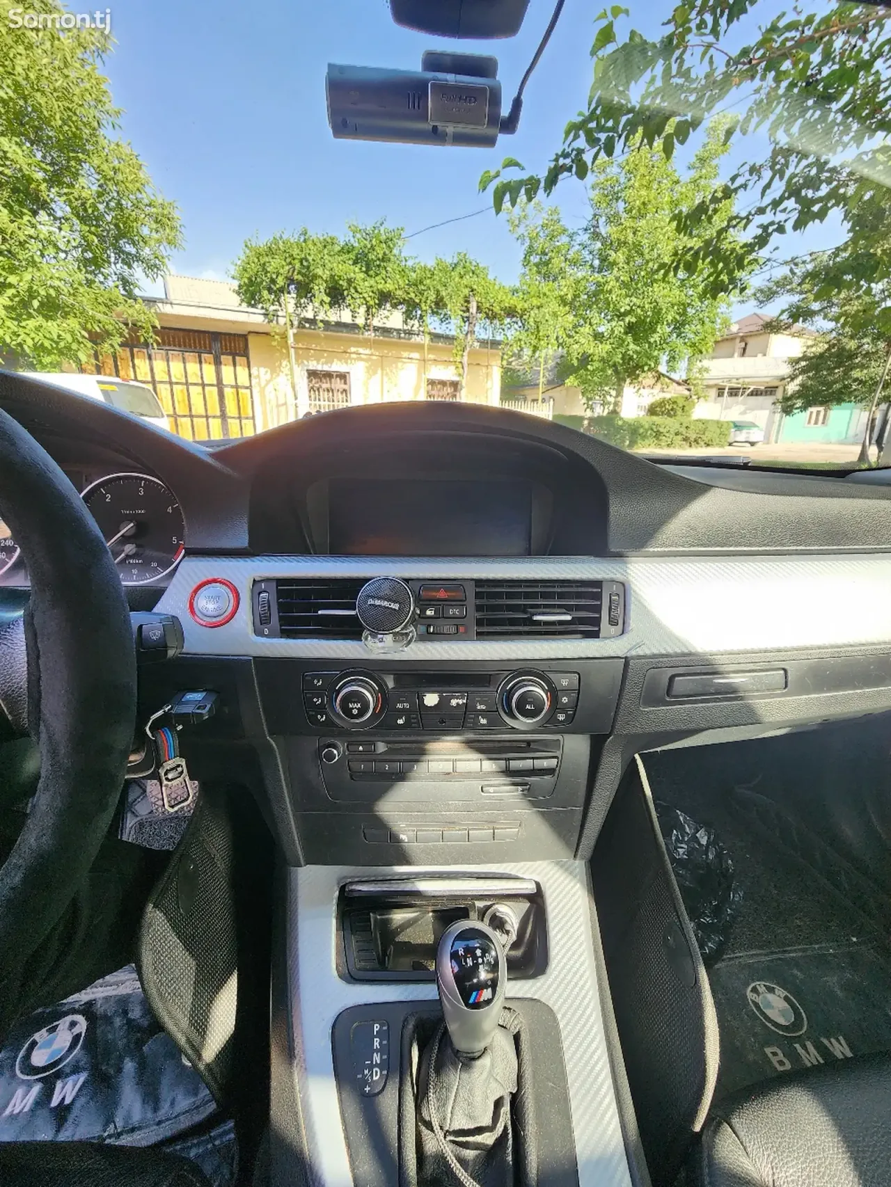 BMW 3 series 2010 · 2.0 AT